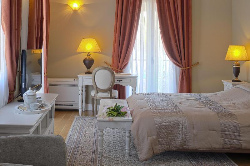 Hotel Boschetto Lefkada City Bagian luar foto
